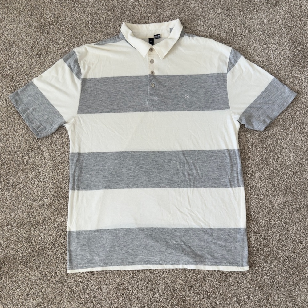 Men's krew short sleeve button down collared casual shirt size XL